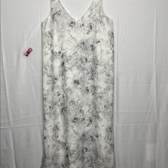 Lululemon dress - Picture 4 of 7